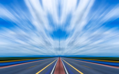 How to Avoid Highway Hypnosis While Driving